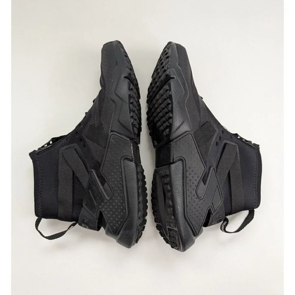 Nike Air Huarache Gripp Triply Black Size 6Youth SOCK LINING AND LACES MISSING